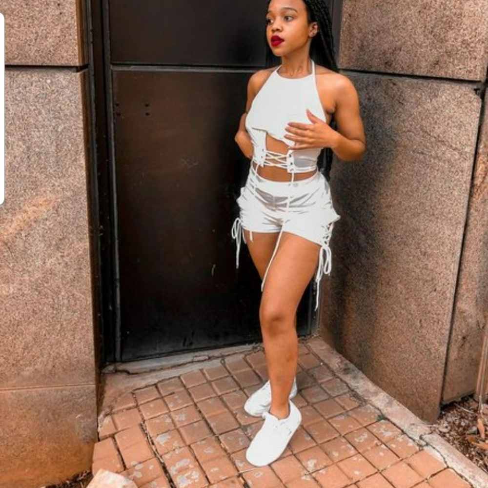 2 piece set🆕️ - Picture 2 of 4